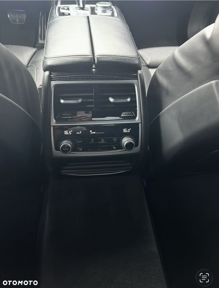 BMW Seria 7 - 15