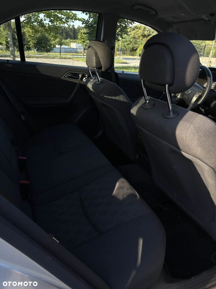 Mercedes-Benz Klasa C - 7