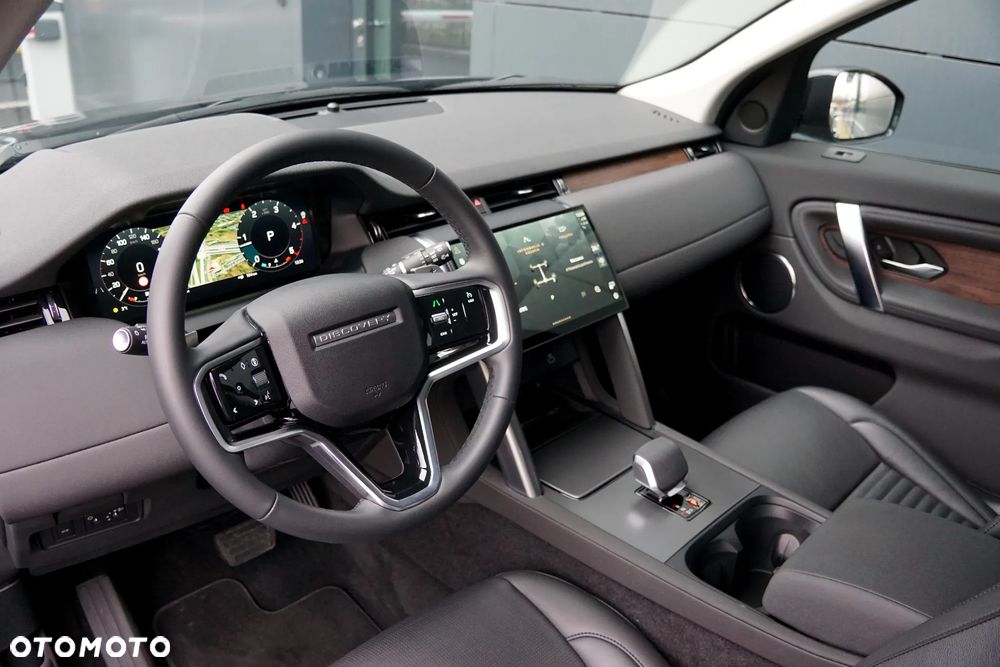 Land Rover Discovery Sport - 21