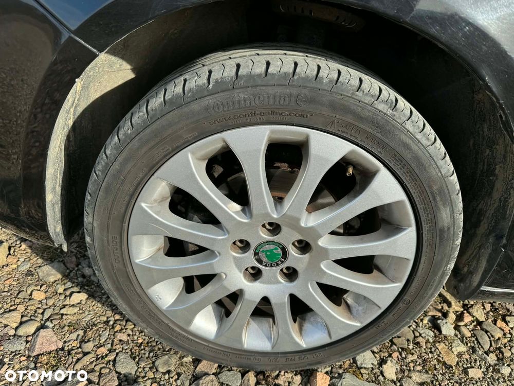 Skoda Fabia 1.2 TSI Monte Carlo - 6