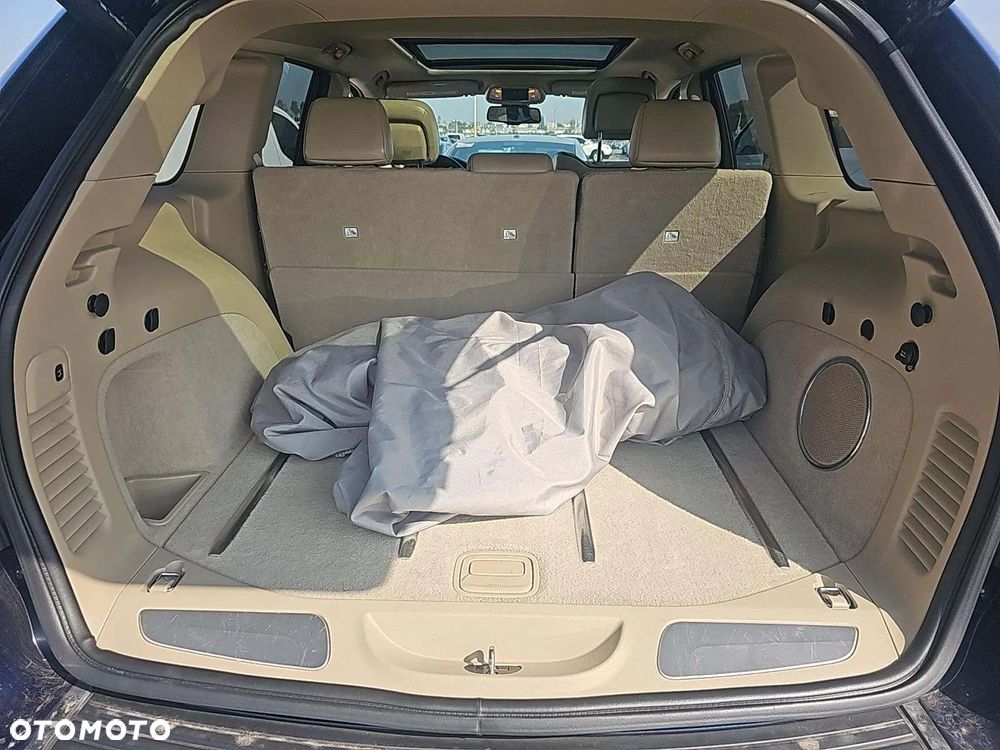 Jeep Grand Cherokee 5.7 V8 HEMI Overland - 16