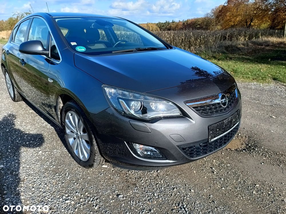 Opel Astra IV 1.4 T Cosmo S&S - 13