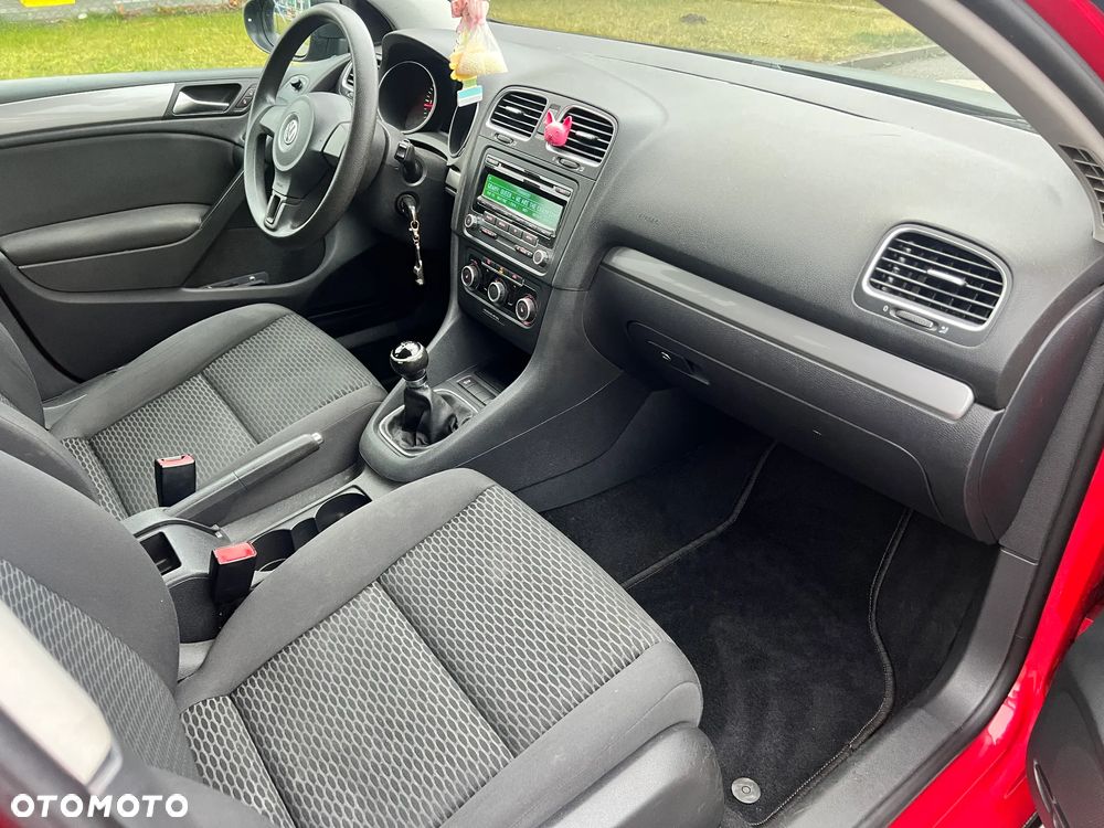 Volkswagen Golf - 11