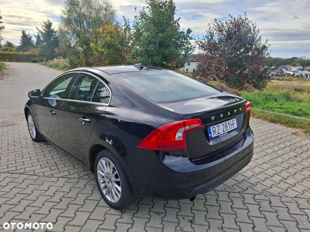 Volvo S60 - 4