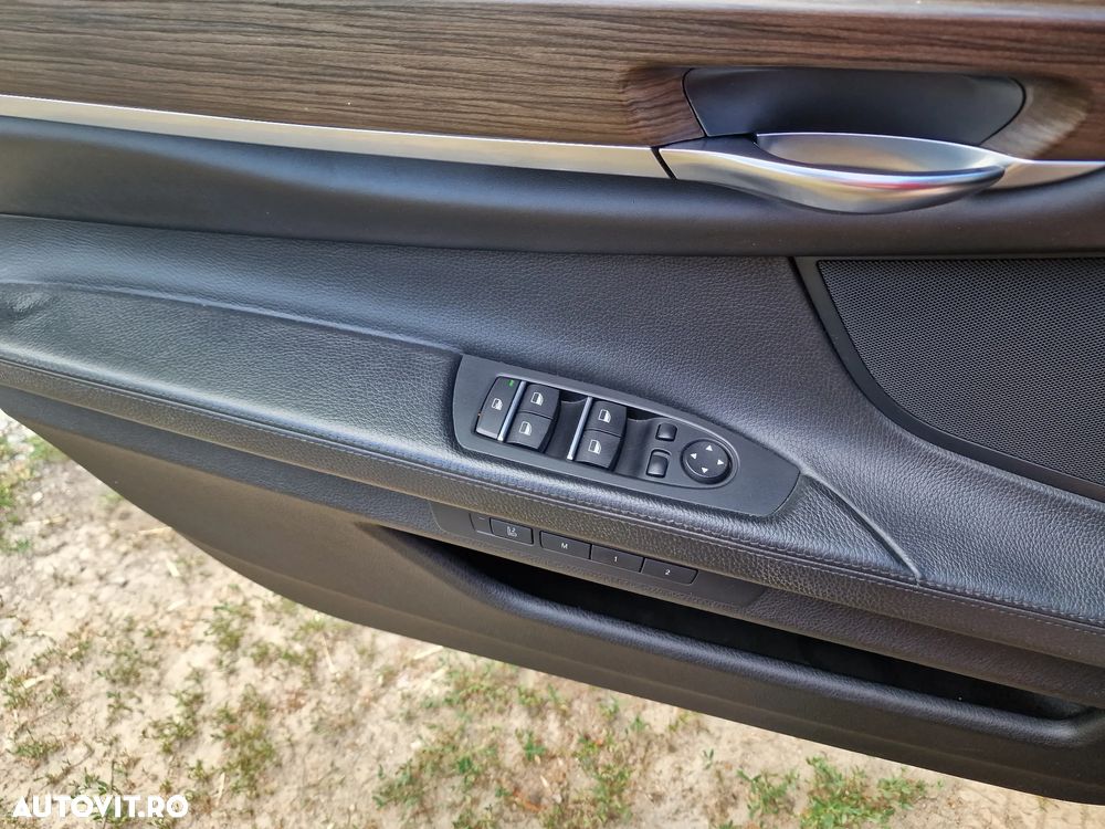 BMW Seria 7 730d xDrive - 23