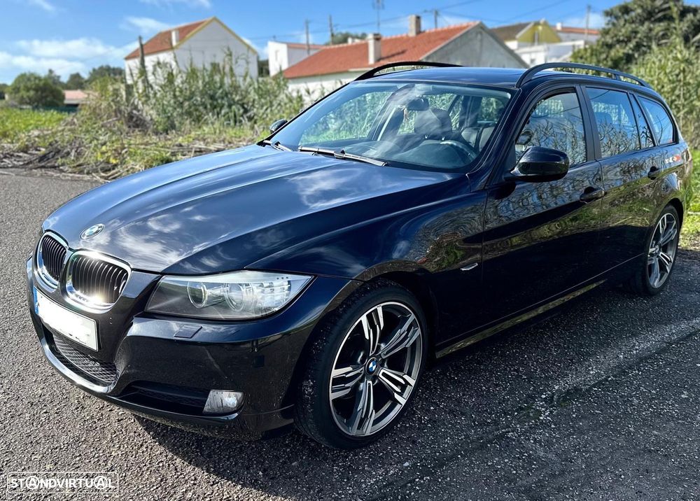 BMW 320 d Navigation Sport - 1