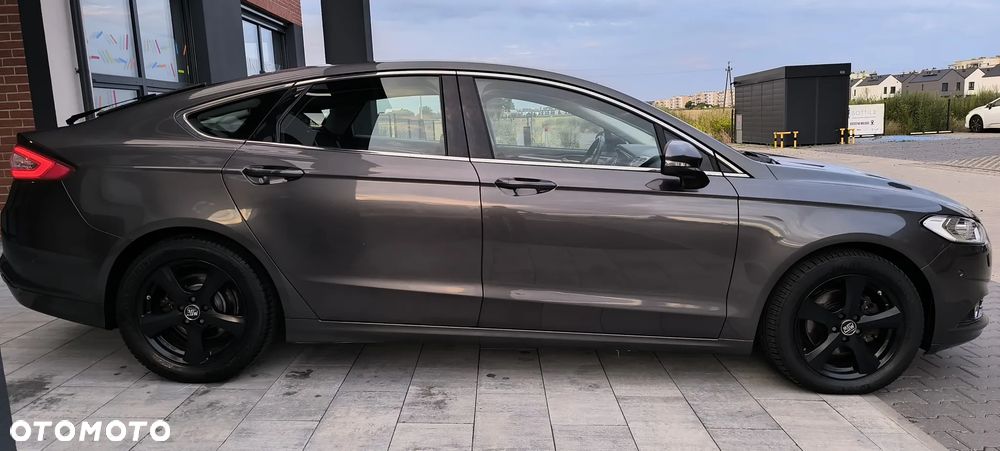 Ford Mondeo 2.0 EcoBlue Titanium - 23