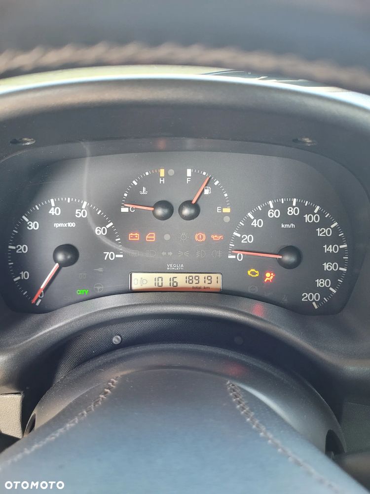 Fiat Punto 1.2 16V Trofeo - 16