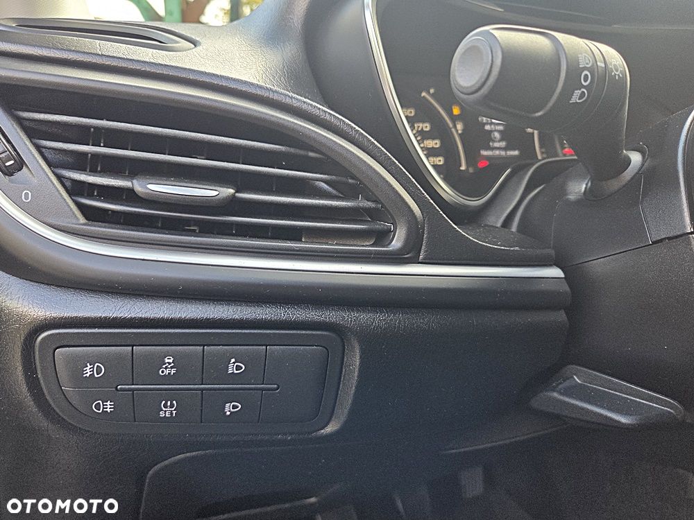 Fiat Tipo 1.4 T-Jet Sport - 31