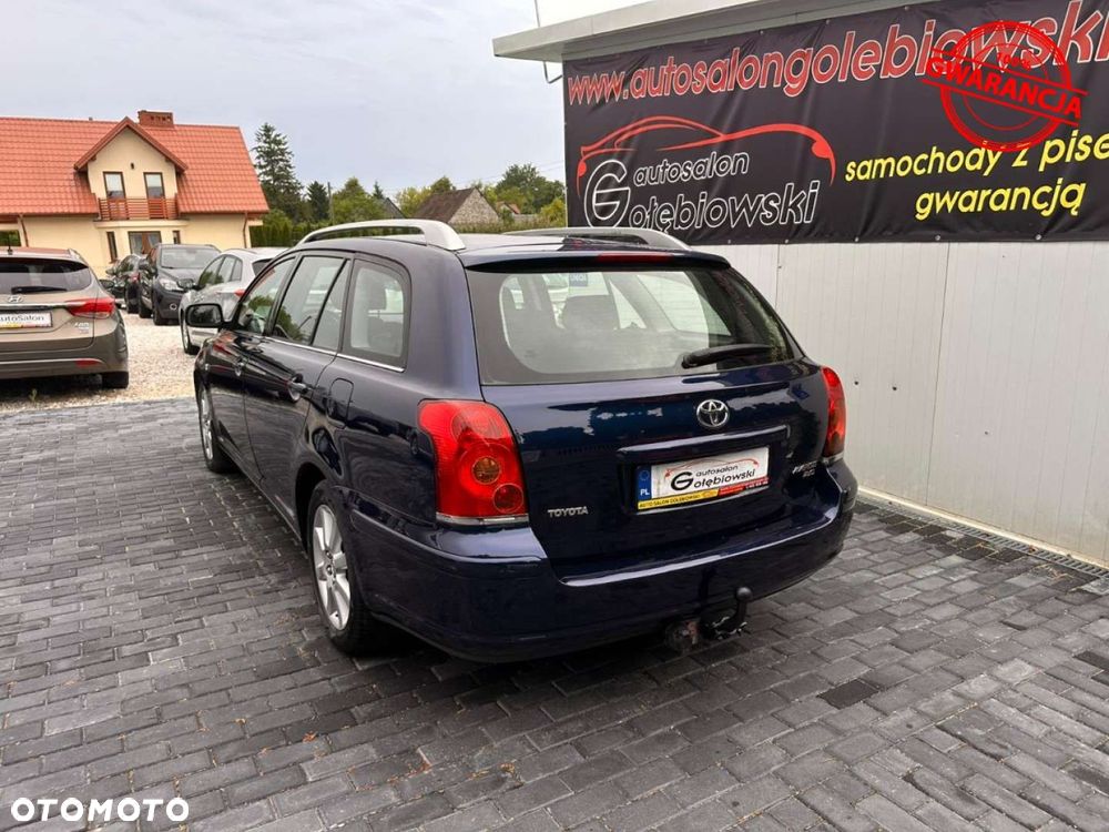 Toyota Avensis - 6