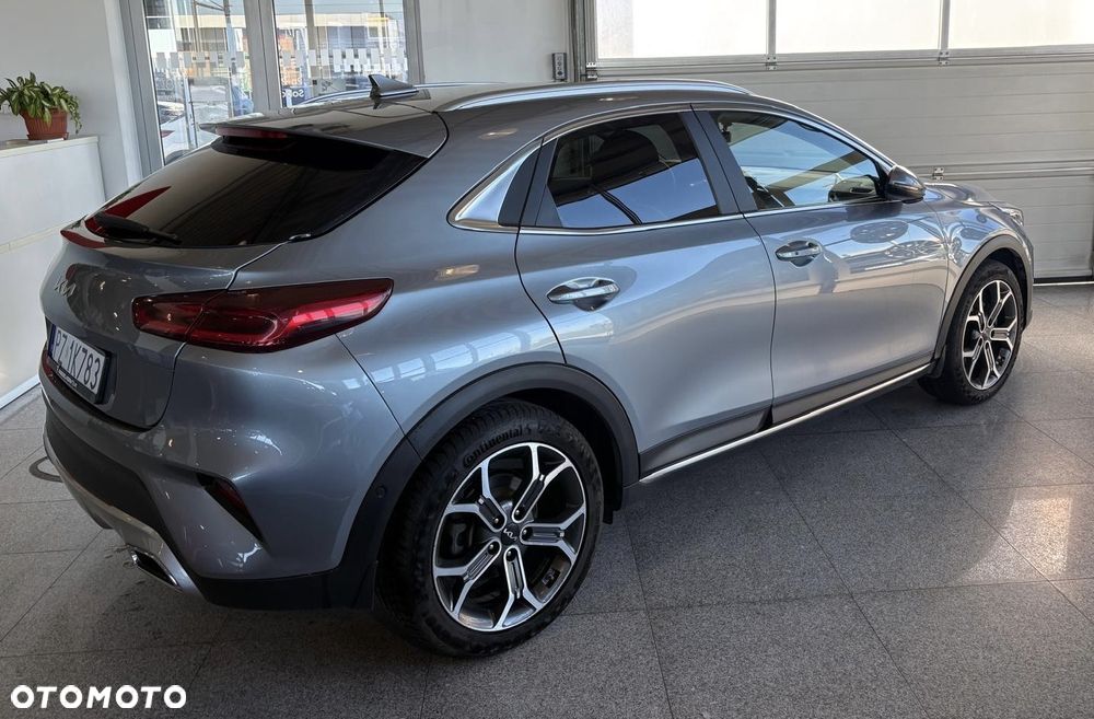 Kia XCeed 1.5 T-GDI L Business Line - 4