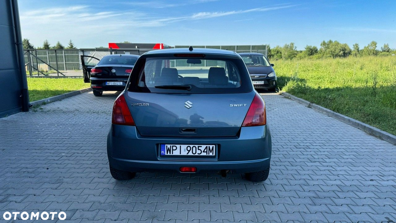 Suzuki Swift - 11