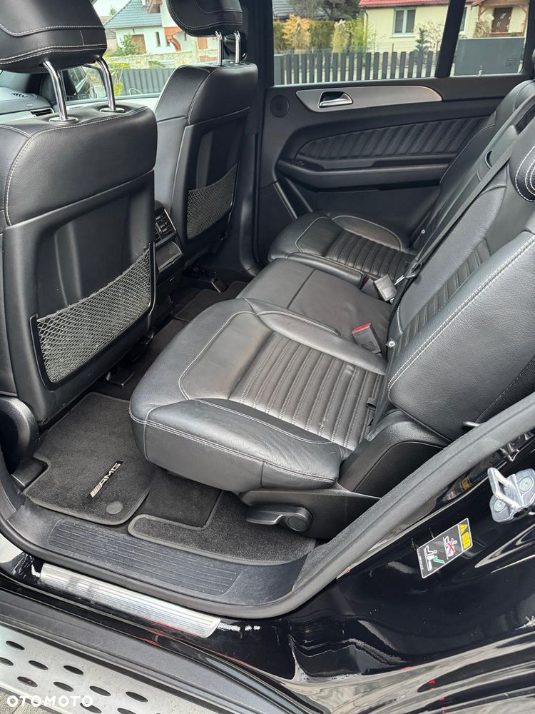 Mercedes-Benz GLS - 8