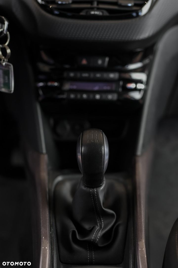 Peugeot 2008 - 23