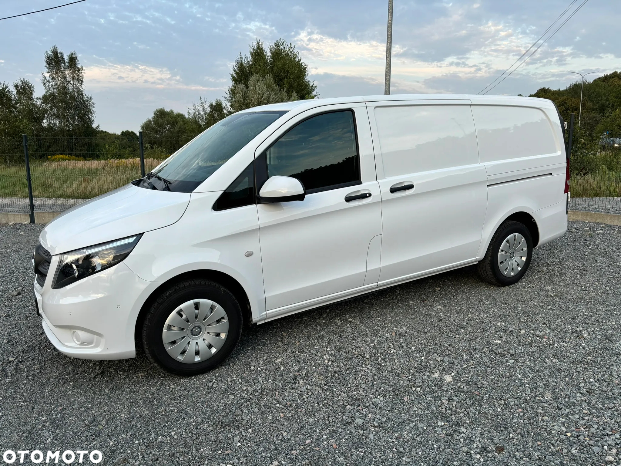 Mercedes-Benz VITO 2,0CDI Long Przebieg 37tyś km Faktura Vat - 27