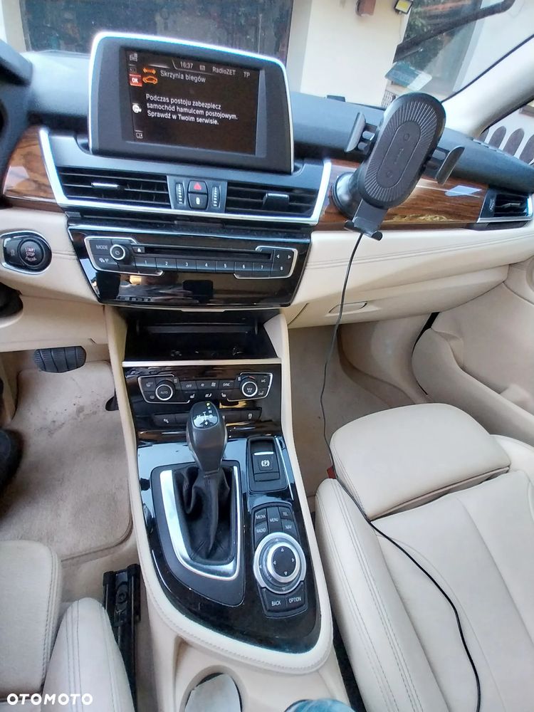 BMW Seria 2 220i Luxury Line - 10