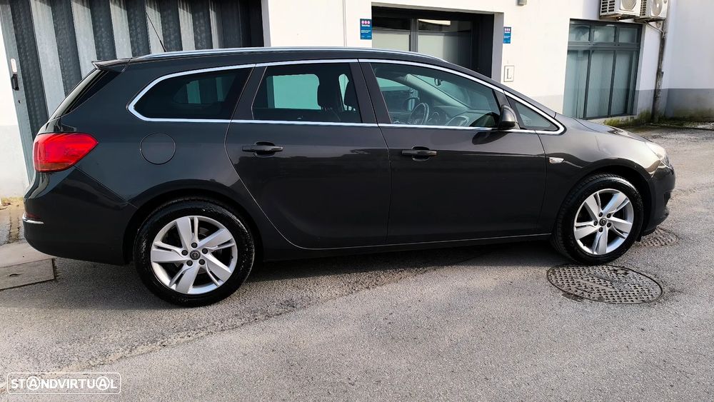 Opel Astra Sports Tourer 1.6 CDTi Cosmo S/S - 22