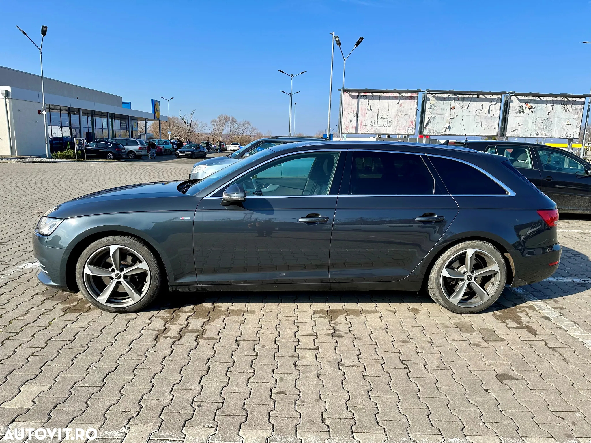 Audi A4 Avant 2.0 TDI S tronic - 4