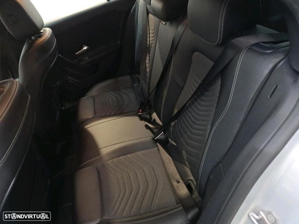 Mercedes-Benz A 180 d Business Solutions - 8