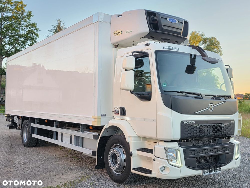 Volvo FE 250 / CHŁODNIA / WINDA / SPROWADZONY / 19 PALET  / E6 / STAN BARDZO DOBRY / AUTOMAT / CARIER SUPRA 1250 / CAŁY NA PODUSZKACH / - 1
