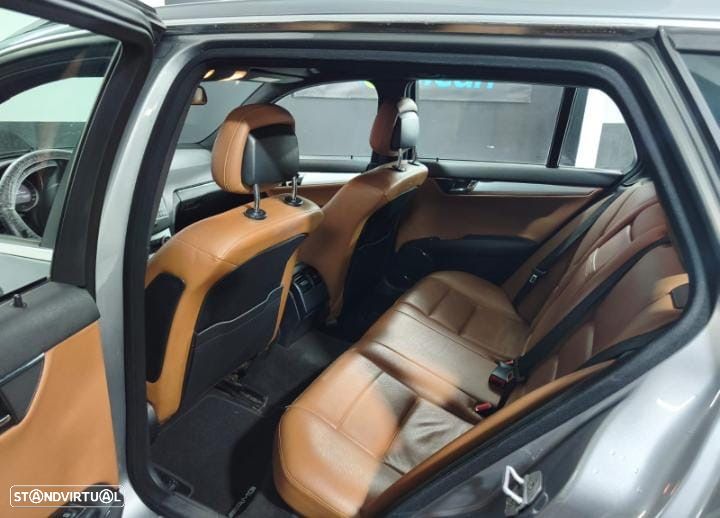 Mercedes-Benz A 220 - 3