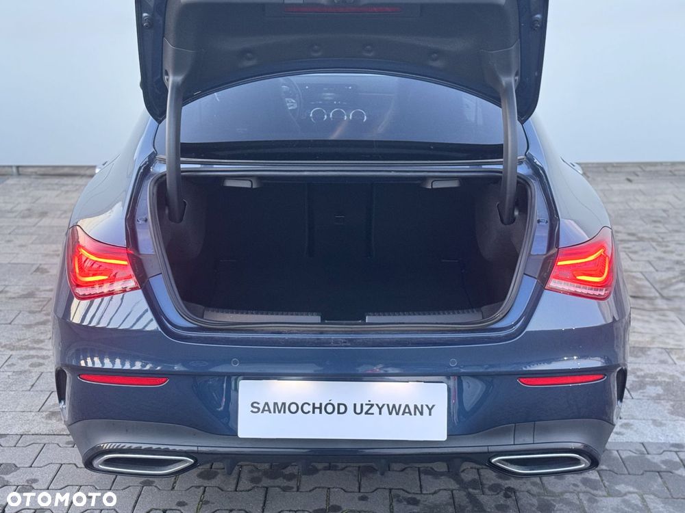 Mercedes-Benz CLA - 37