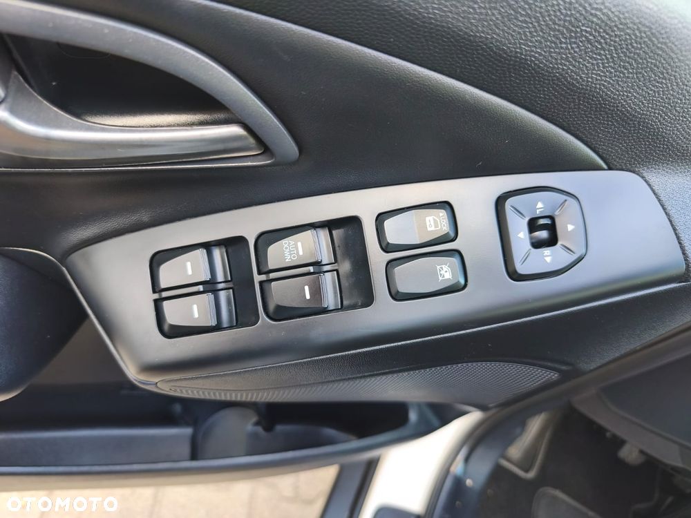 Hyundai ix35 1.6 GDI Premium 2WD - 11