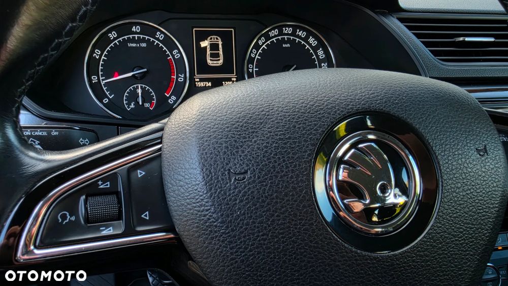 Skoda Superb 1.8 TSI Active - 29