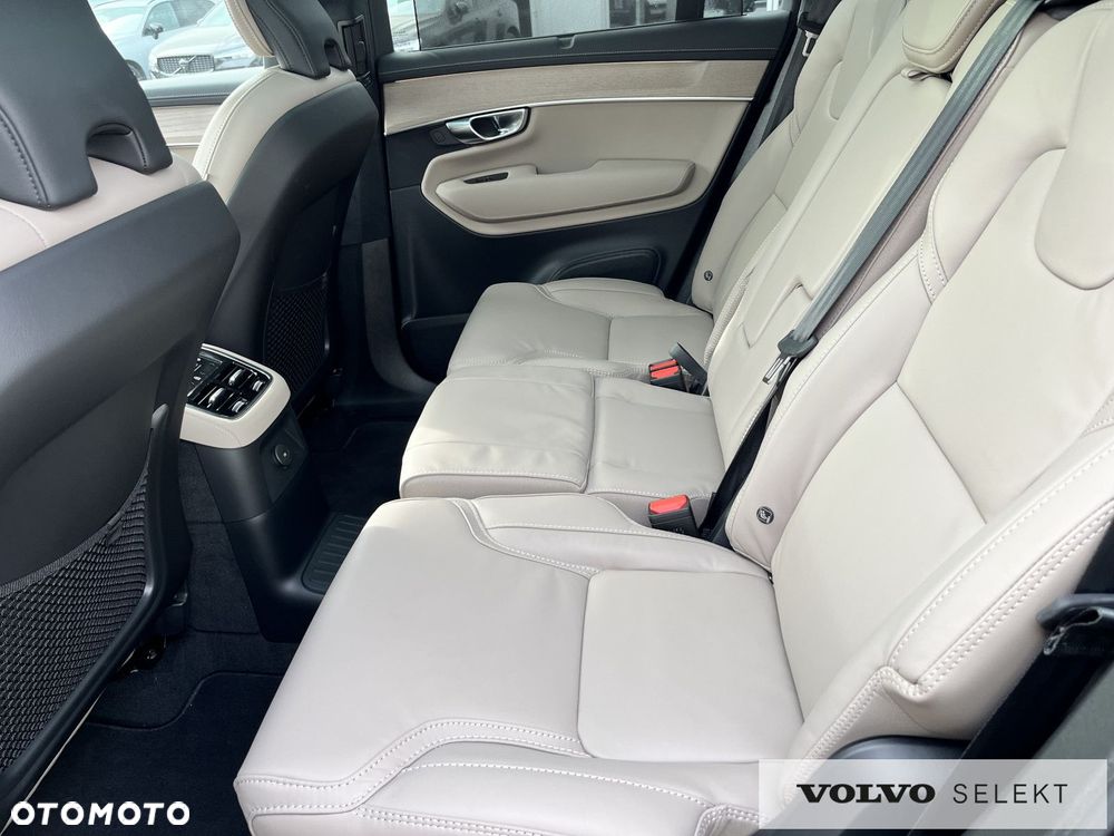 Volvo XC 90 - 29