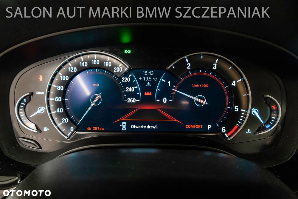 BMW Seria 5 520d xDrive Luxury Line - 14