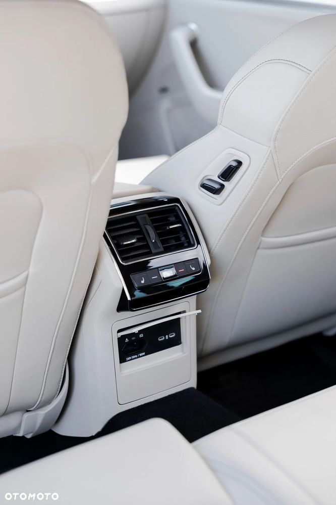 Skoda Superb 2.0 TDI SCR L&K DSG - 15