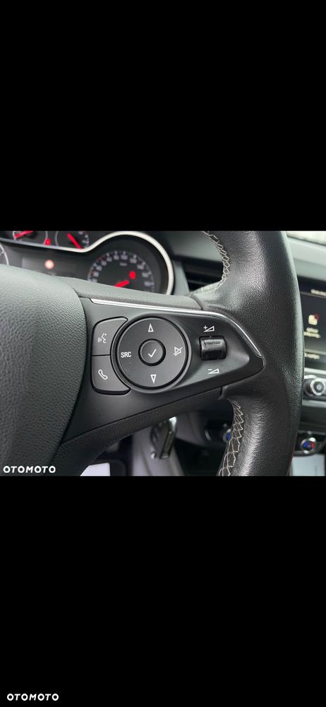 Opel Crossland X - 12