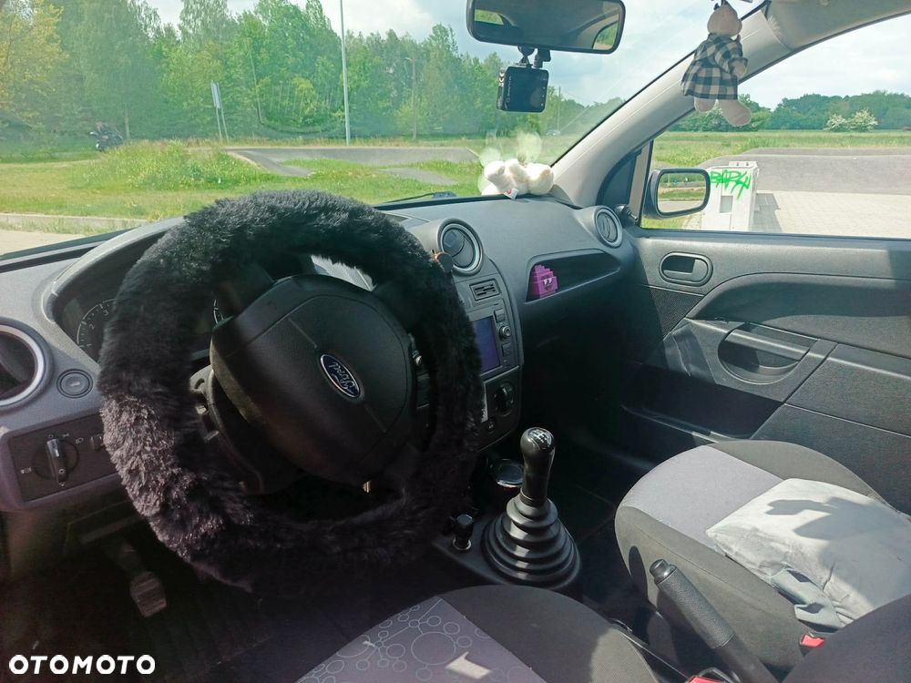Ford Fiesta 1.3 Fun - 1