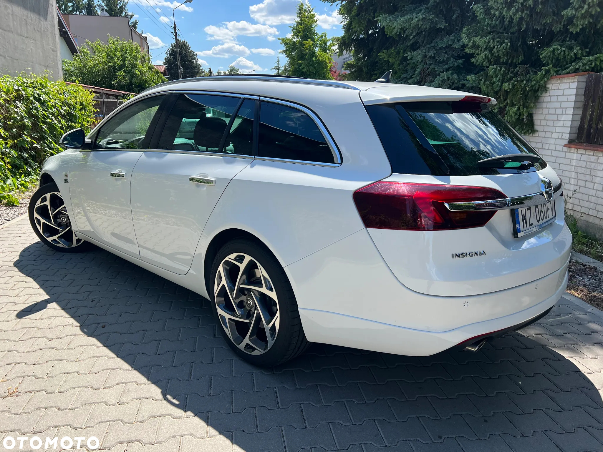 Opel Insignia 2.0 SIDI Turbo 4x4 Sports Tourer Business Edition - 5