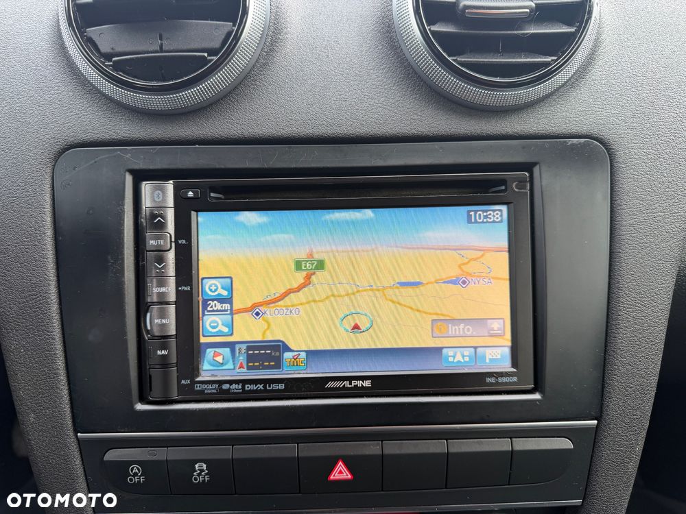 Audi A3 Sportback 1.6 TDI Attraction - 15