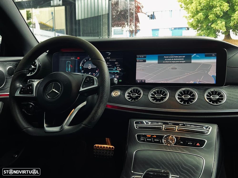 Mercedes-Benz E 220 d AMG Line - 20