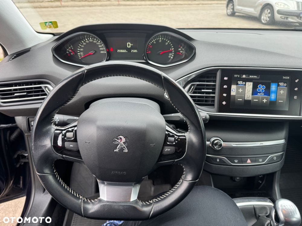 Peugeot 308 - 18