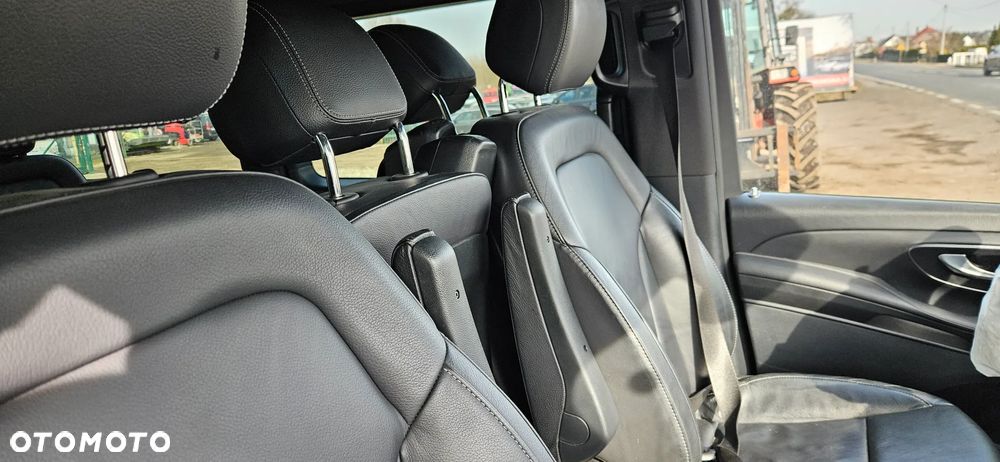 Mercedes-Benz Klasa V - 22