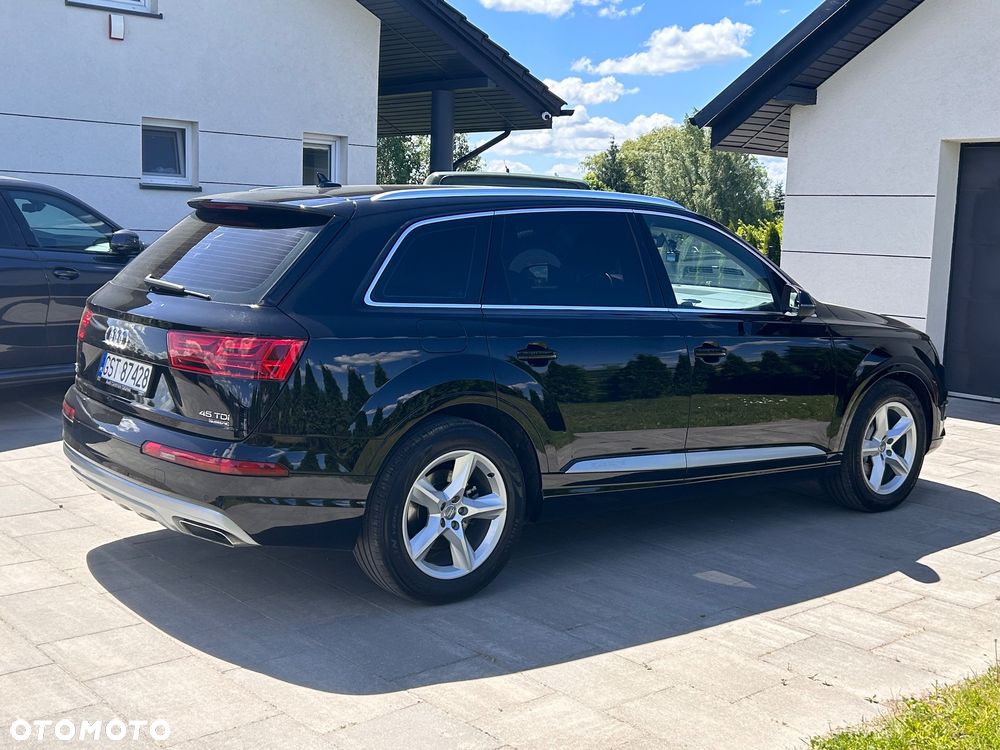 Audi Q7 - 7