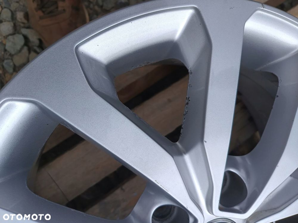 RENAULT KADJAR FELGI ALUMINIOWE 17" 7.0J 5X114.3 ET40 403004615R  Czujniki - 10