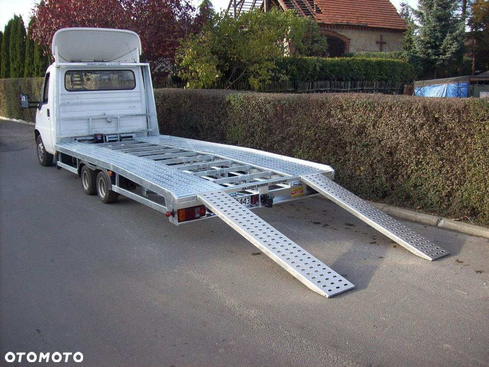 crafter NAJAZD autolaweta zabudowa KUNICE - 12