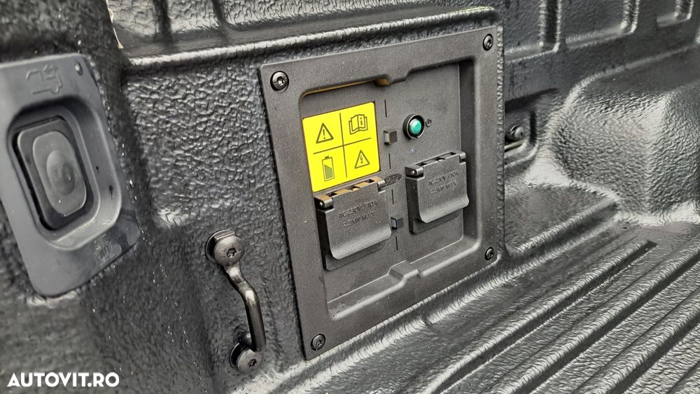 Ford Ranger 2,3 l EcoBoost Doppelkabine Stormtrak - 17