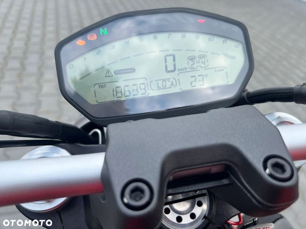 Ducati Monster - 9