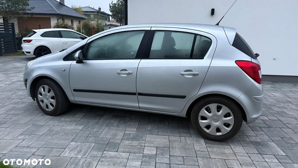 Opel Corsa - 20