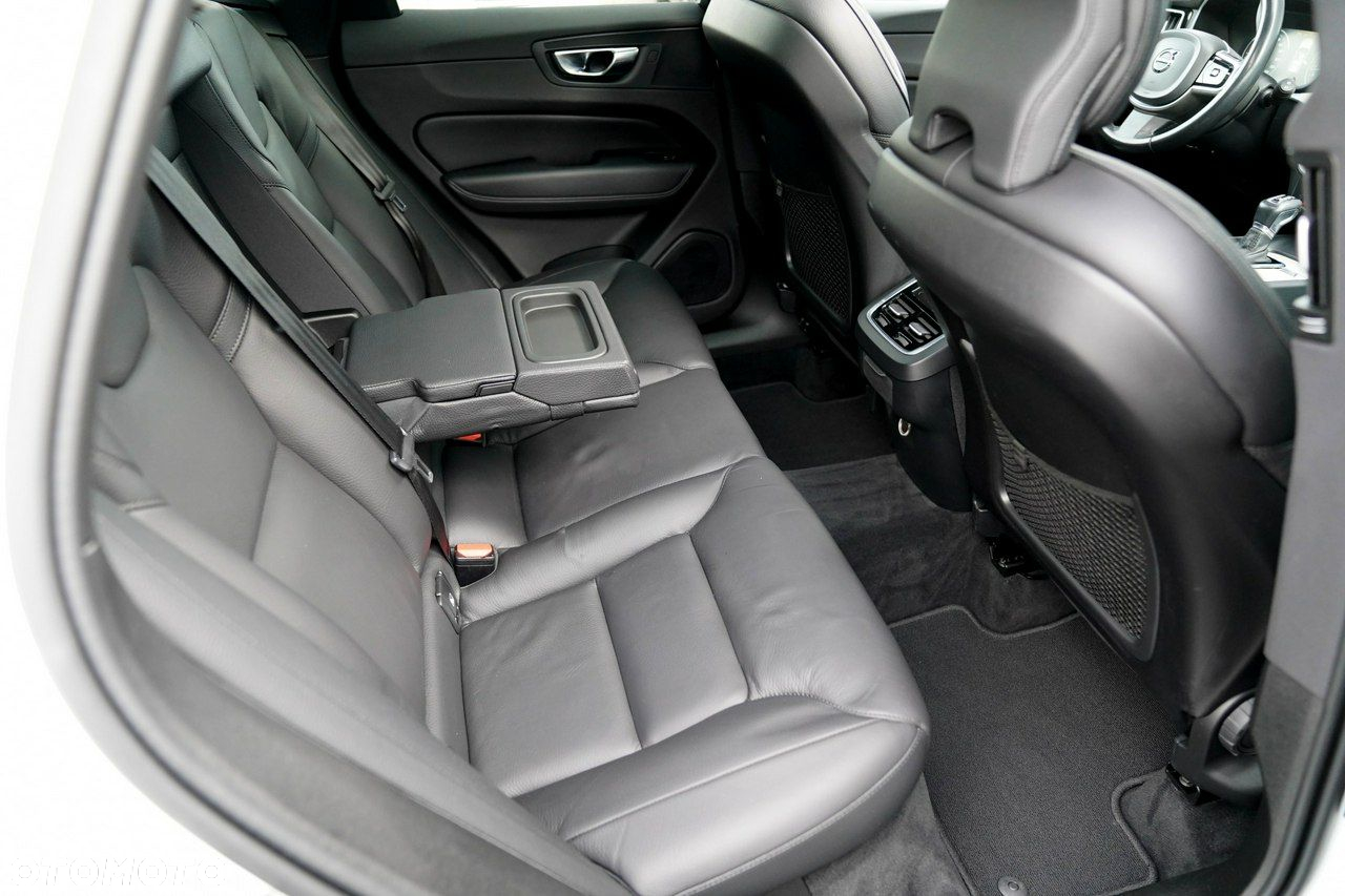 Volvo XC 60 D4 Inscription - 23