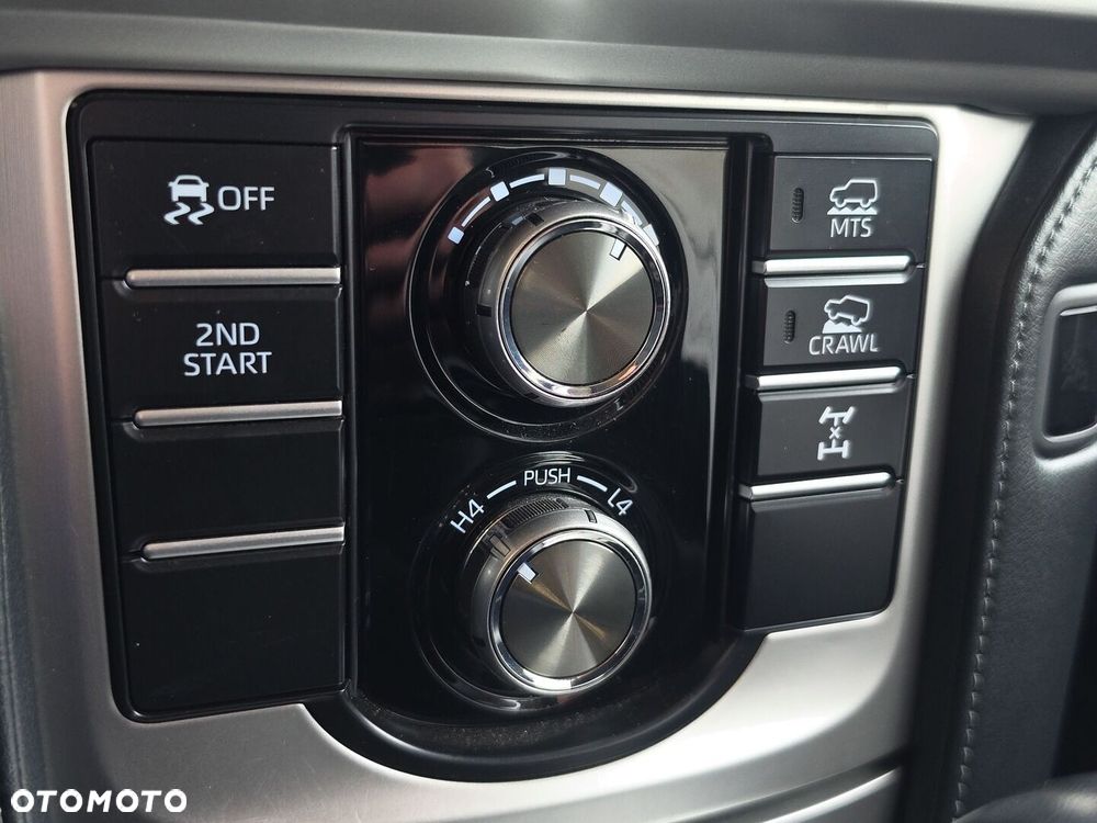 Toyota Land Cruiser LC 2.8 D-4D Invincible - 23