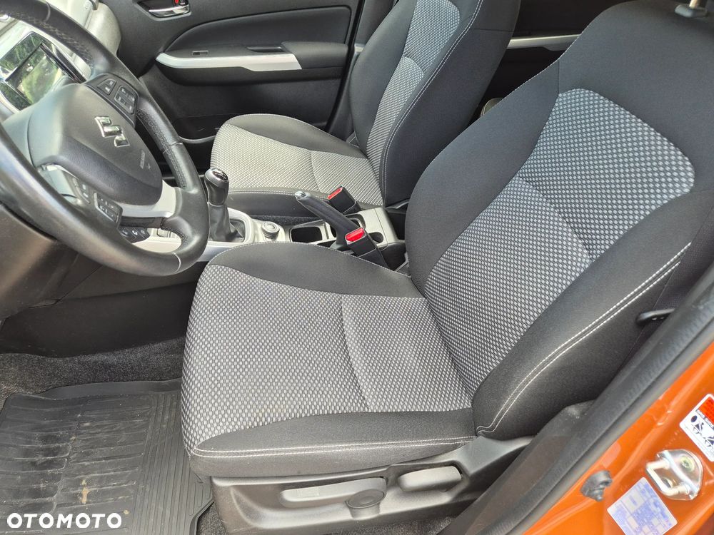 Suzuki Vitara 1.6 (4x4) Allgrip Comfort - 18