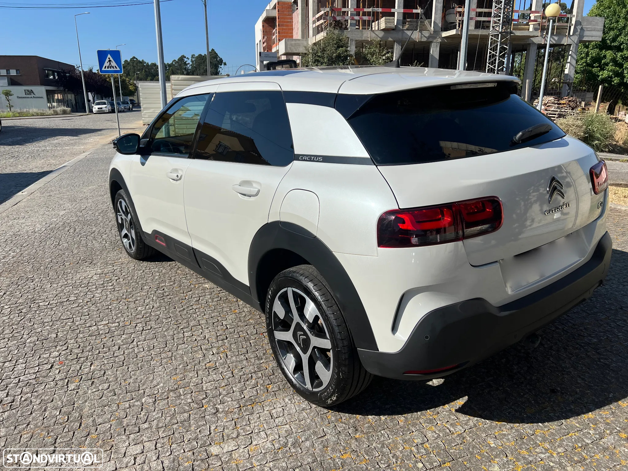 Citroën C4 Cactus 1.2 PureTech Shine EAT6 - 20