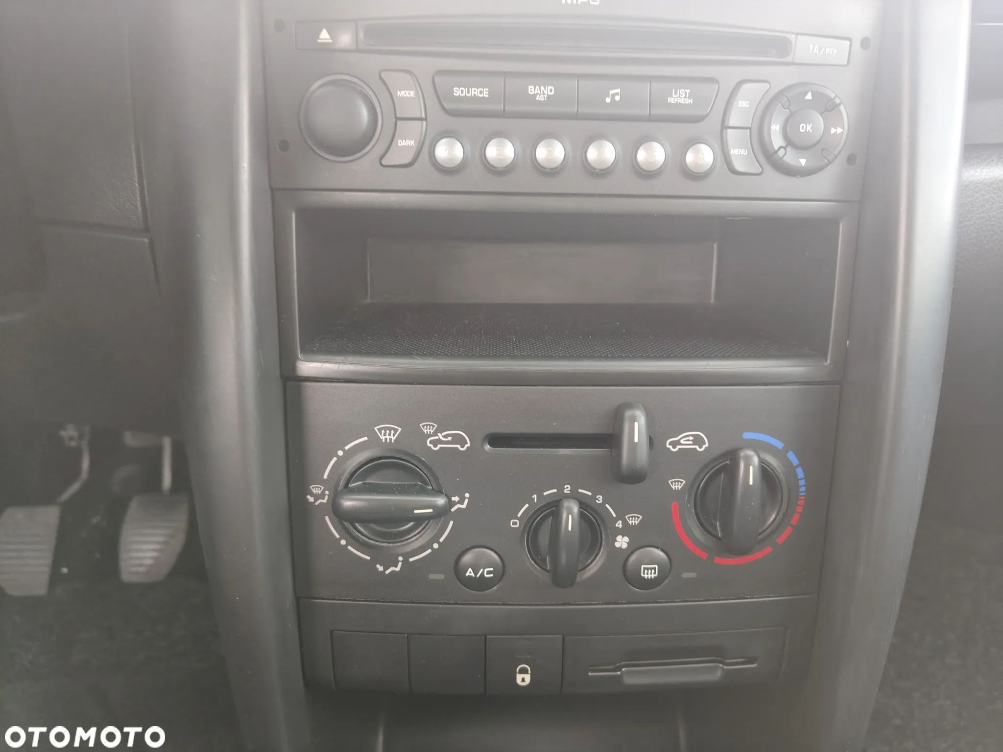 Peugeot 207 75 Urban Move - 21