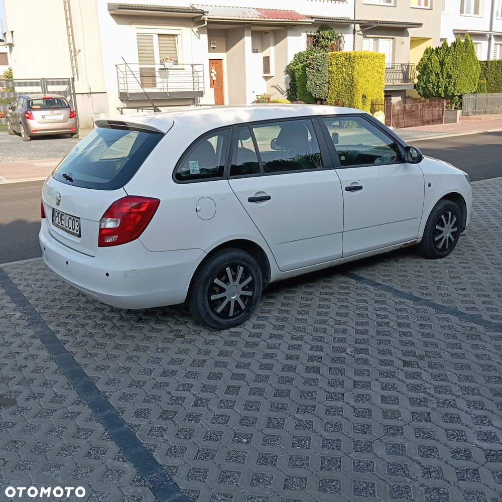 Skoda Fabia - 9